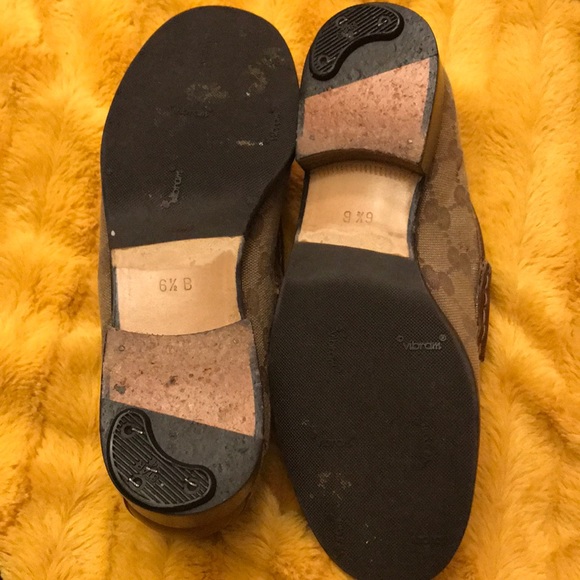 Authentic Gucci Loafers - Picture 4 of 6